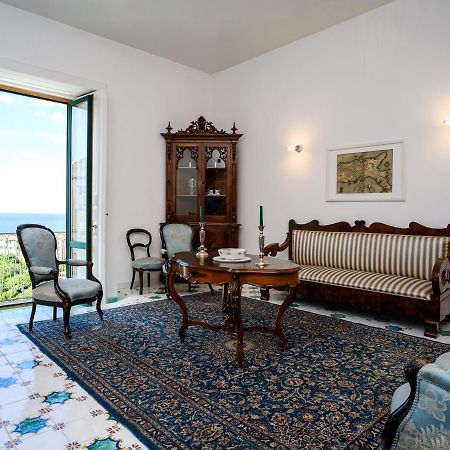 Vietri Amalfi Coast Family Luxury Suite מראה חיצוני תמונה