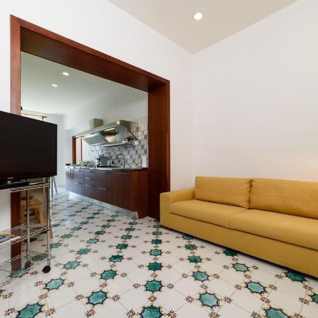 Vietri Amalfi Coast Family Luxury Suite מראה חיצוני תמונה