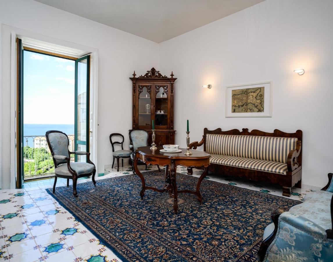 Vietri Amalfi Coast Family Luxury Suite מראה חיצוני תמונה