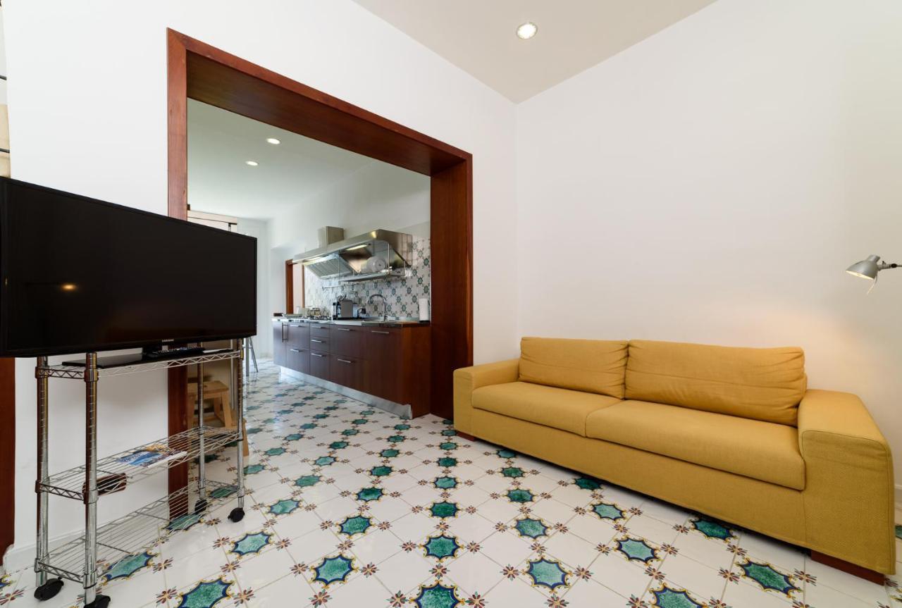 Vietri Amalfi Coast Family Luxury Suite מראה חיצוני תמונה