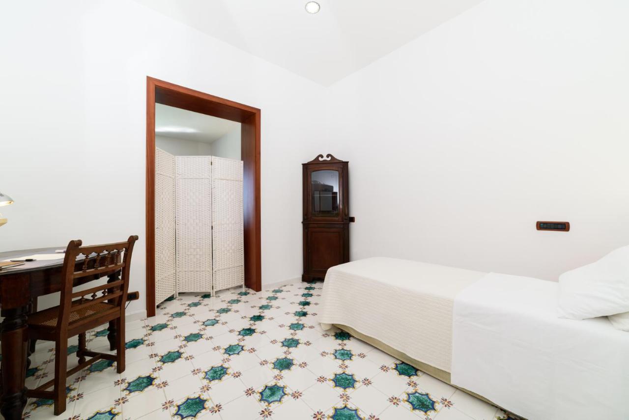 Vietri Amalfi Coast Family Luxury Suite מראה חיצוני תמונה